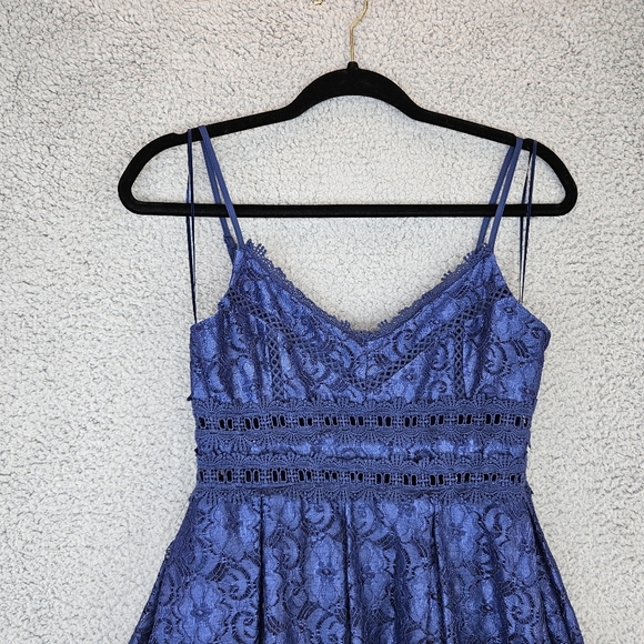 NSR Womens Provance Blue Navy Lace Mini Dress Sz S Adj. Straps Stretch flare - Picture 4 of 13